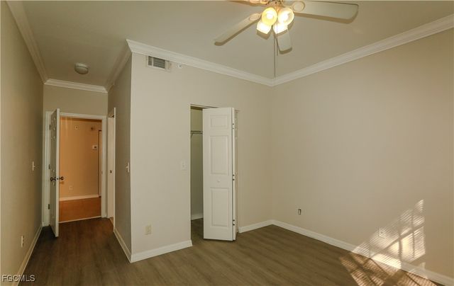 4670 Saint Croix LN 618, Naples, FL 34109