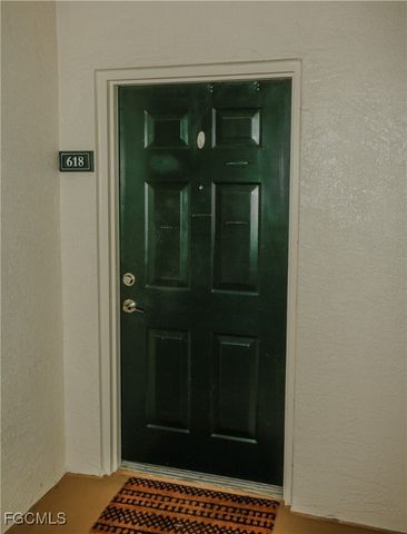 4670 Saint Croix LN 618, Naples, FL 34109