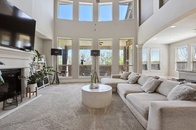 316 Leon LOOP, Liberty Hill, TX 78642