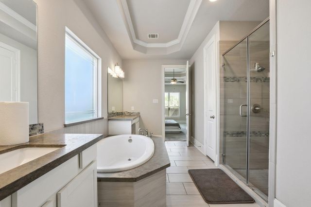 316 Leon LOOP, Liberty Hill, TX 78642