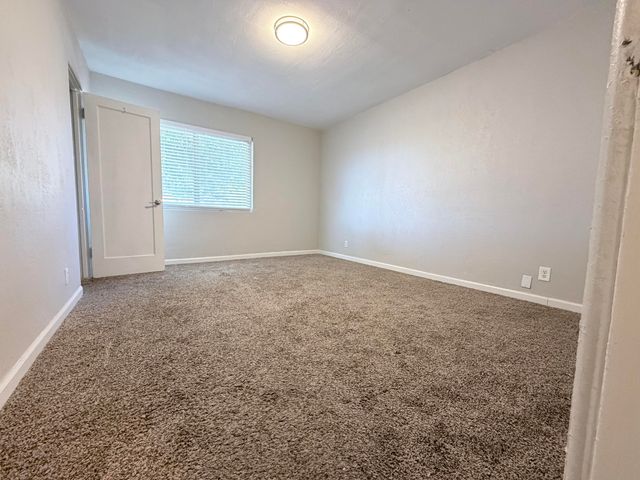 2002 Utah Street NE, Albuquerque, NM 87110