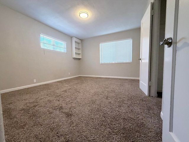 2002 Utah Street NE, Albuquerque, NM 87110