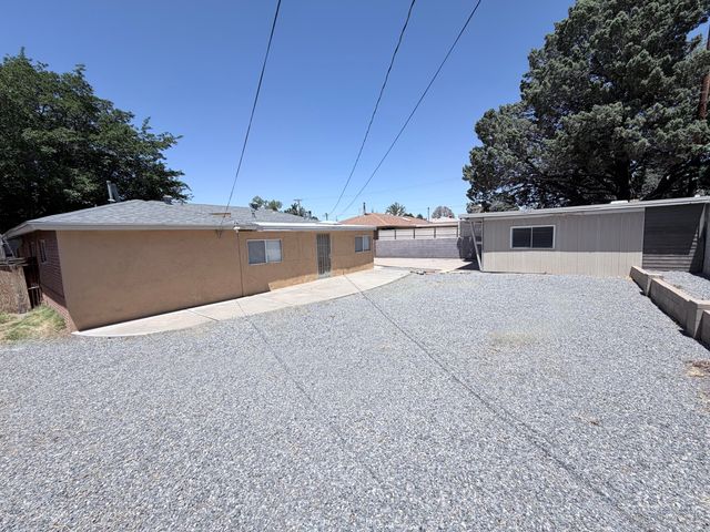 2002 Utah Street NE, Albuquerque, NM 87110