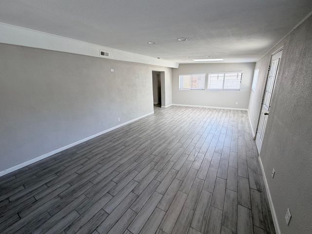 2002 Utah Street NE, Albuquerque, NM 87110