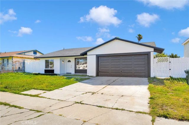 10851 Maple, Bloomington, CA 92316