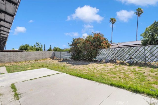 10851 Maple, Bloomington, CA 92316