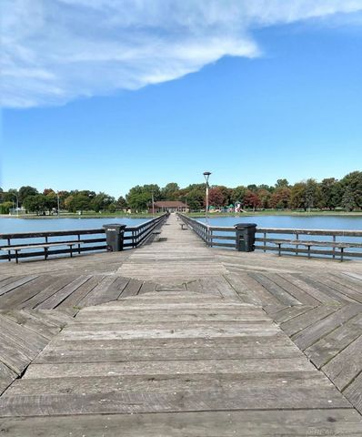 34145 Summerhill Lane, Chesterfield Twp, MI 48047