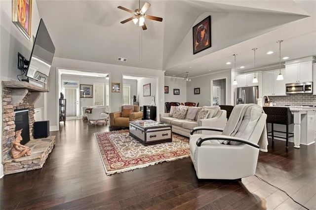 6595 Bransford Drive, Cumming, GA 30040