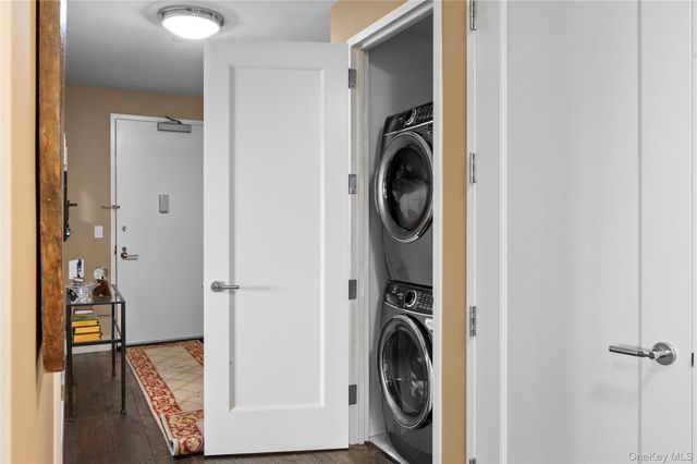 10 City Place 8H, White Plains, NY 10601