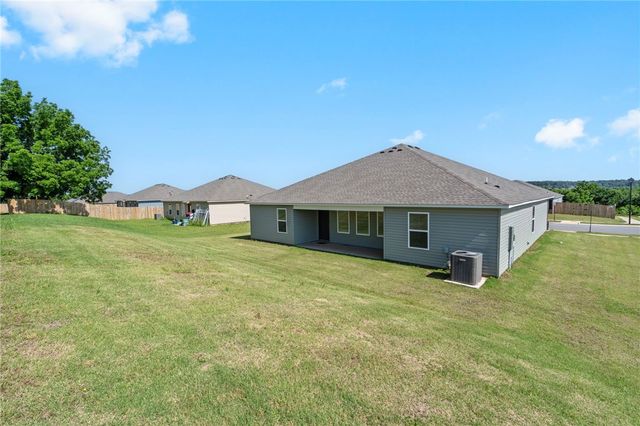 2839 W Azurite Street, Fayetteville, AR 72704