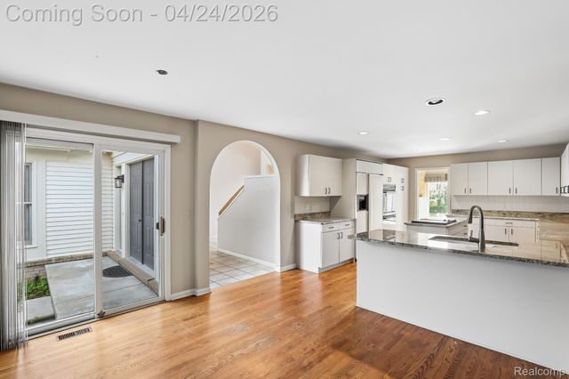 7311 Danbury Drive, West Bloomfield Charter Township, MI 48322