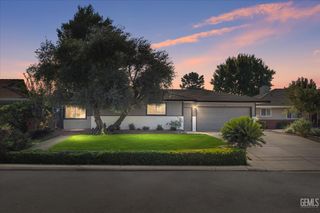 3321 Jade Avenue, Bakersfield, CA 93306