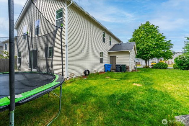 9316 COUNTRY HOLLOW Drive E, Puyallup, WA 98375