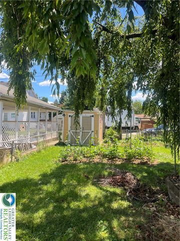 1812 East Cambridge Street, Allentown City, PA 18109