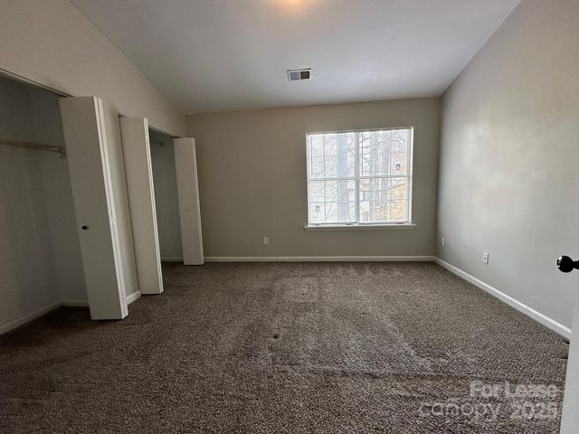 6354 Windsor Gate Lane, Charlotte, NC 28215