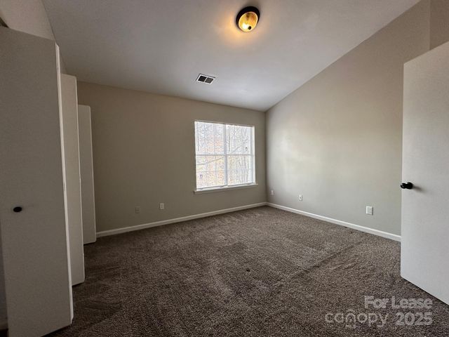 6354 Windsor Gate Lane, Charlotte, NC 28215