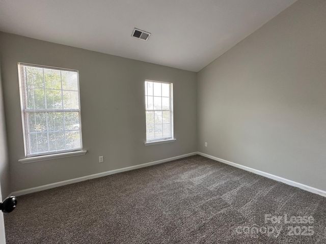 6354 Windsor Gate Lane, Charlotte, NC 28215