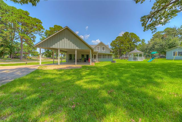111 Sequoia Drive, Livingston, TX 77351
