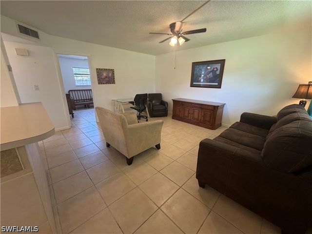 3325 Airport RD N I1, Naples, FL 34105