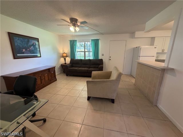 3325 Airport RD N I1, Naples, FL 34105