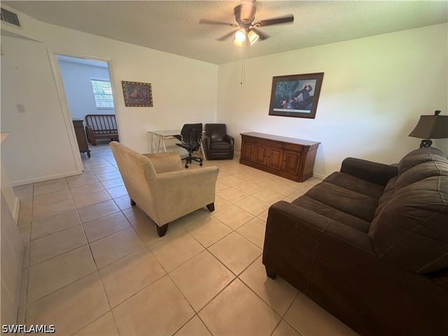 3325 Airport RD N I1, Naples, FL 34105