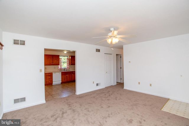 113 SWEETWATER LN, Newmanstown, PA 17073