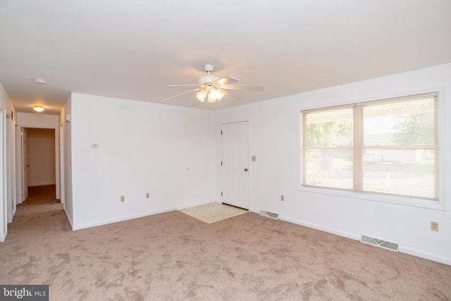 113 SWEETWATER LN, Newmanstown, PA 17073