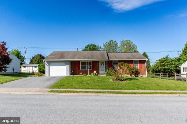 113 SWEETWATER LN, Newmanstown, PA 17073