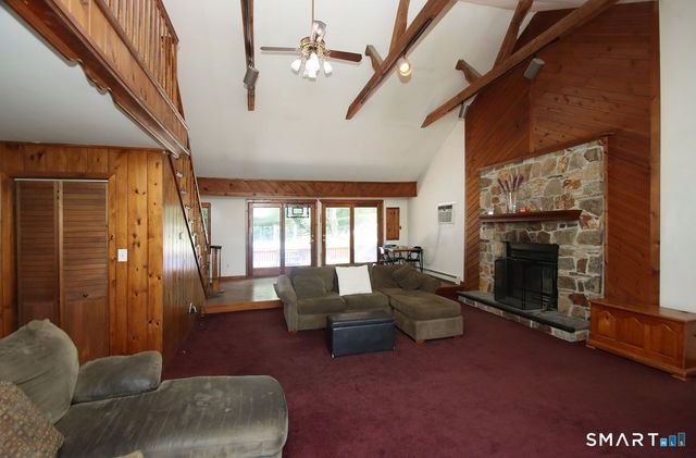 11 Lily Lane, Shelton, CT 06484