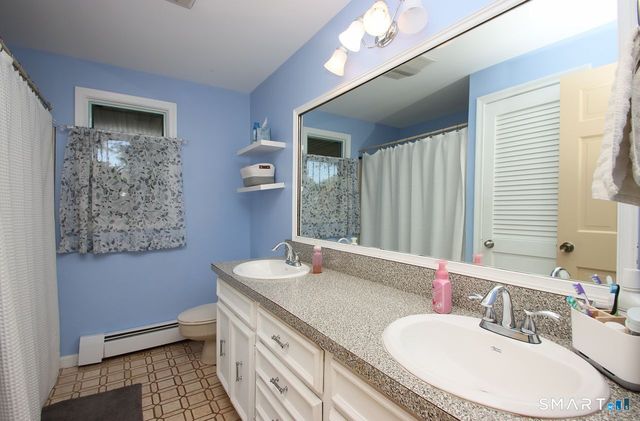 11 Lily Lane, Shelton, CT 06484