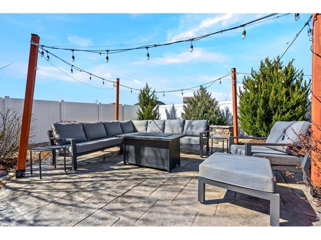 1828 Paley Dr, Windsor, CO 80550