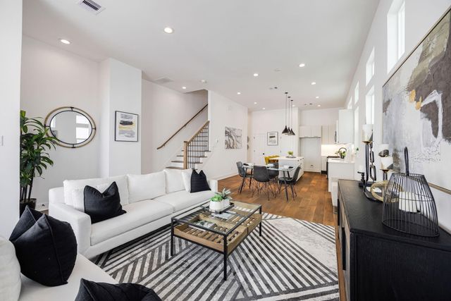 303 Marcella Street J, Houston, TX 77091