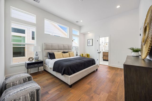 303 Marcella Street J, Houston, TX 77091