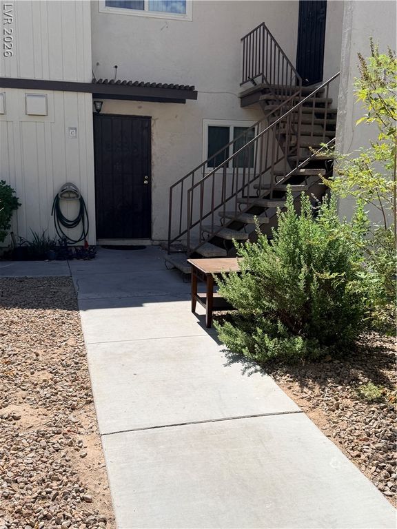 2350 Cardiff Lane C, Las Vegas, NV 89108 — photo 2