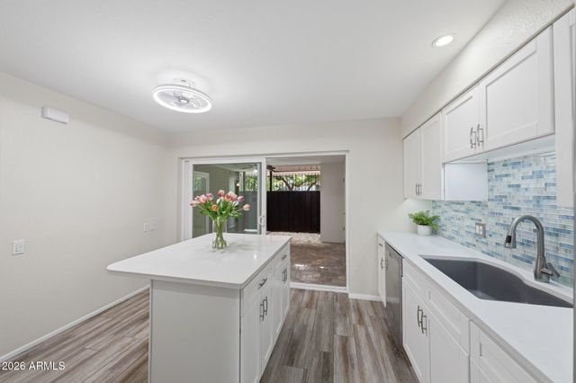 10 W NORTHERN Avenue 2, Phoenix, AZ 85021