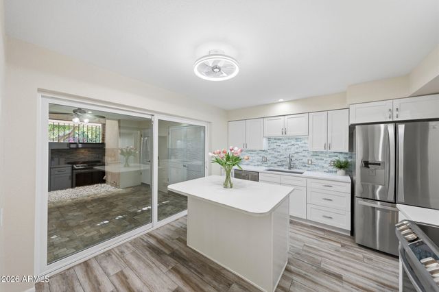 10 W NORTHERN Avenue 2, Phoenix, AZ 85021