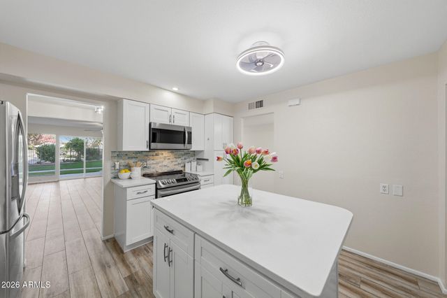 10 W NORTHERN Avenue 2, Phoenix, AZ 85021