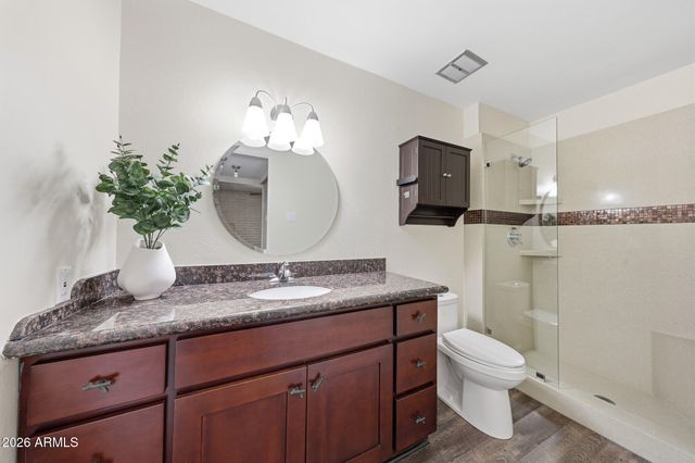 10 W NORTHERN Avenue 2, Phoenix, AZ 85021