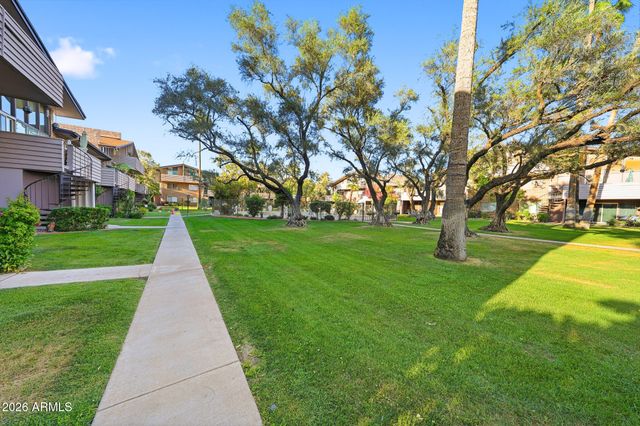 10 W NORTHERN Avenue 2, Phoenix, AZ 85021