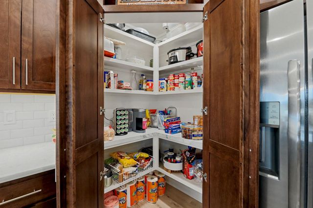 1716 N Forestview Ct, Wichita, KS 67235