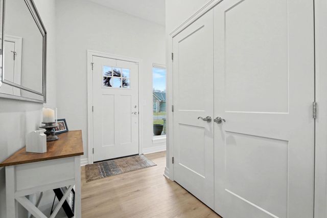 1716 N Forestview Ct, Wichita, KS 67235