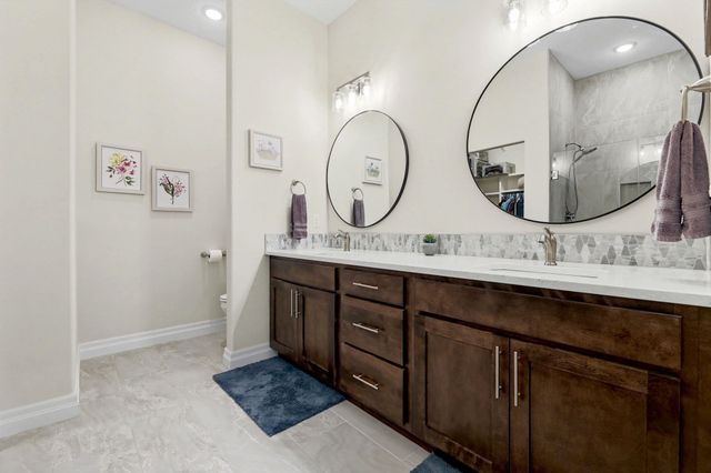 1716 N Forestview Ct, Wichita, KS 67235