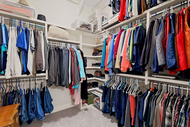 1716 N Forestview Ct, Wichita, KS 67235