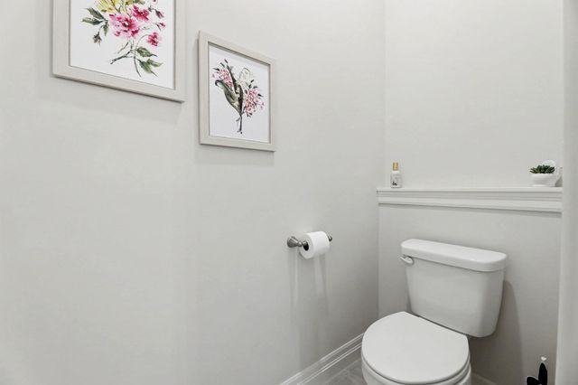 1716 N Forestview Ct, Wichita, KS 67235