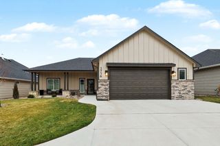 1716 N Forestview Ct, Wichita, KS 67235