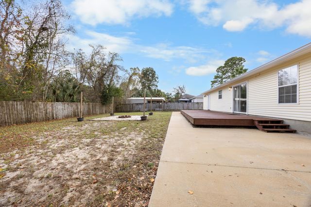 101 SW Cowrie Avenue, Fort Walton Beach, FL 32548