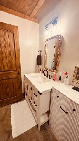 1702 Camp Shelor Road, Manning, SC 29102