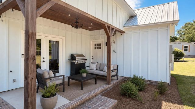 1702 Camp Shelor Road, Manning, SC 29102