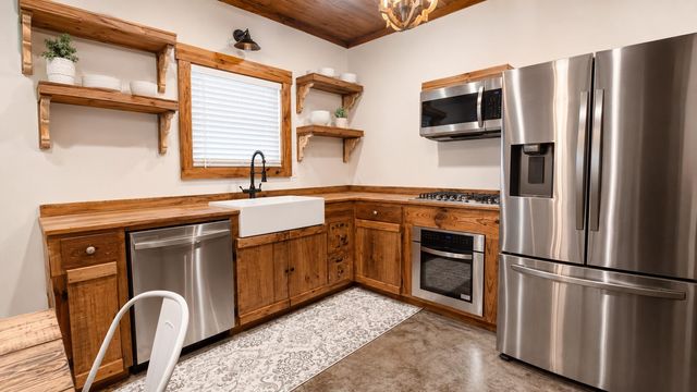 1702 Camp Shelor Road, Manning, SC 29102