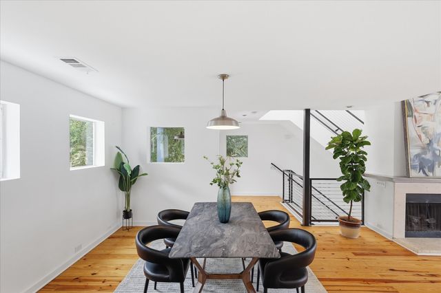 4214 Swiss Avenue A, Dallas, TX 75204